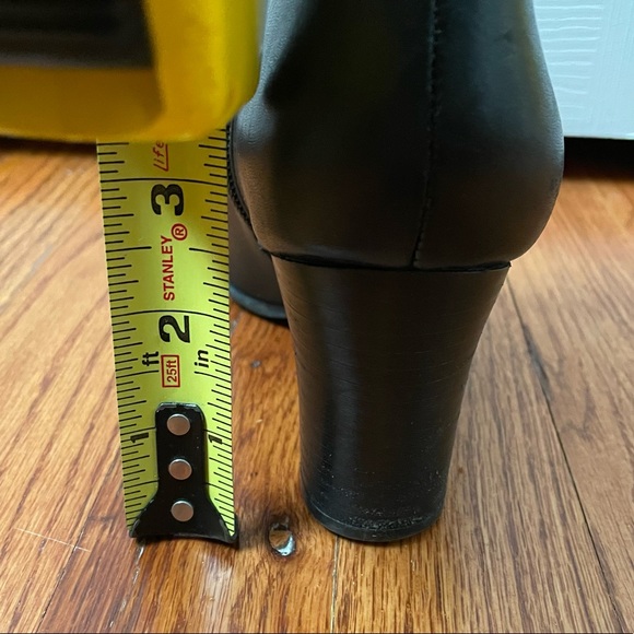 Square Toe Heeled Ankle Leather Boots Black Size 5 a.n.a - Picture 16 of 16
